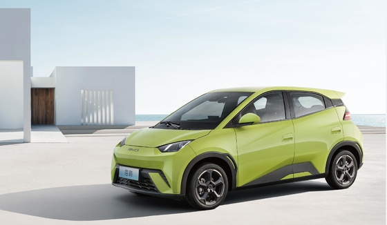 BYD 純電気 305KM コンパクトファミリーカー