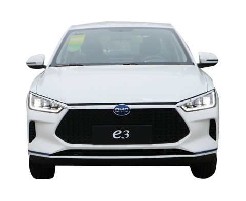 中国製 走行距離401km BYD 純電気自動車 e3 シティシェアカー